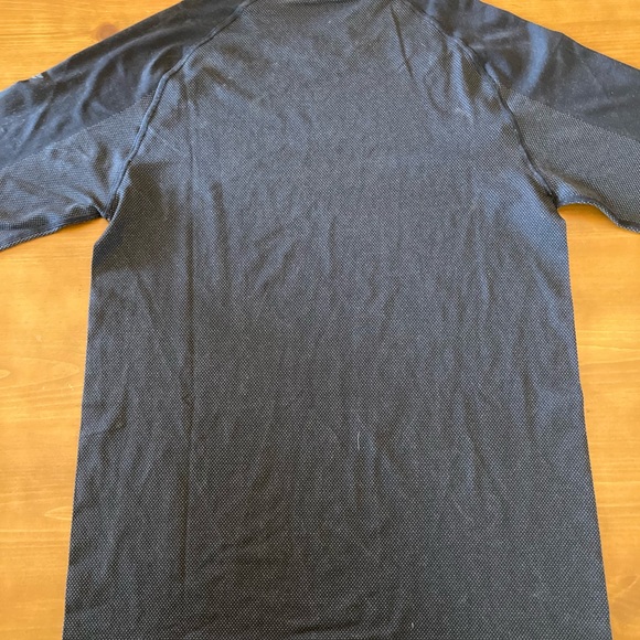 Fabletics Training Day Long Sleeve NWT - Picture 3 of 5
